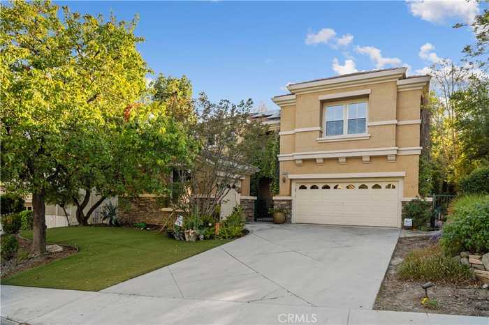 photo 1: 28359 Paragon Drive, Saugus CA 91390