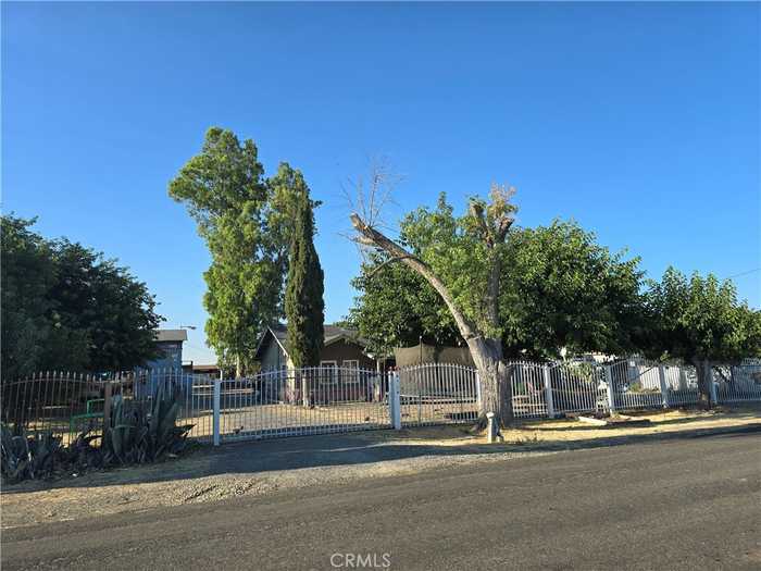 photo 1: 4116 E Vassar Avenue, Merced CA 95341