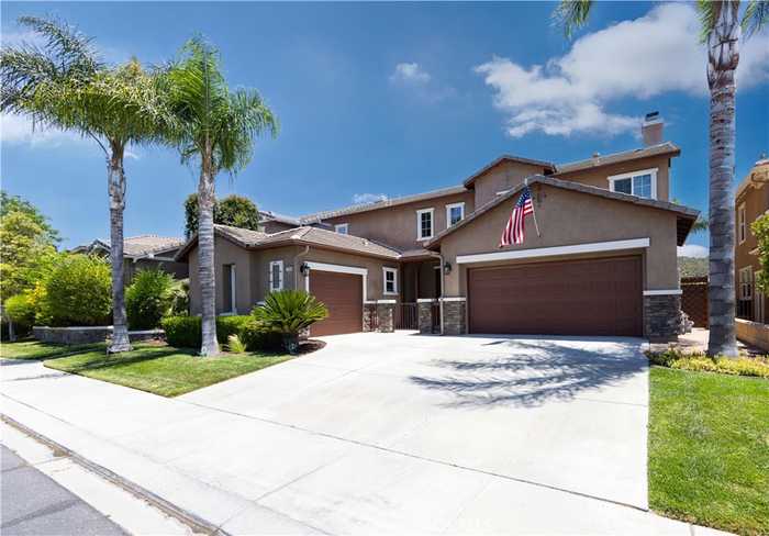 photo 1: 27098 Pumpkin Street, Murrieta CA 92562