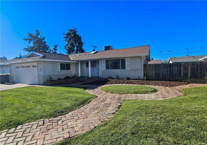 photo 2: 130 Howell Road, Chowchilla CA 93610