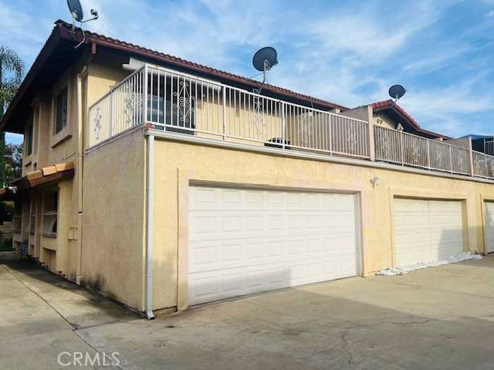 photo 1: 542 W Grand Avenue, Pomona CA 91766