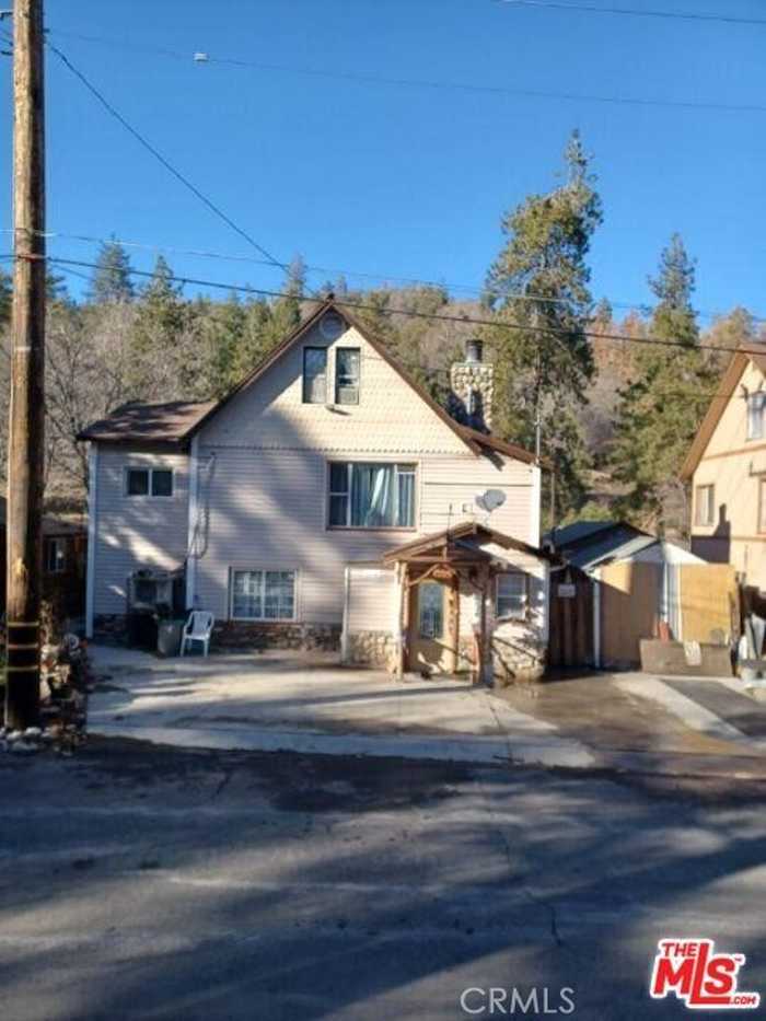 photo 1: 22628 Seeley Drive, Crestline CA 92322