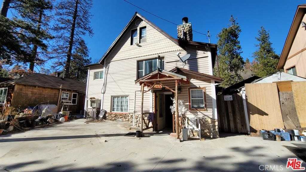 photo 3: 22628 Seeley Drive, Crestline CA 92322