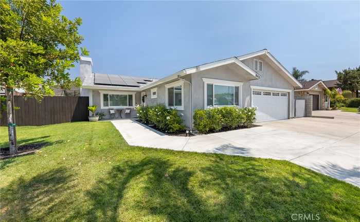 photo 1: 28426 Tonner Drive, Highland CA 92346