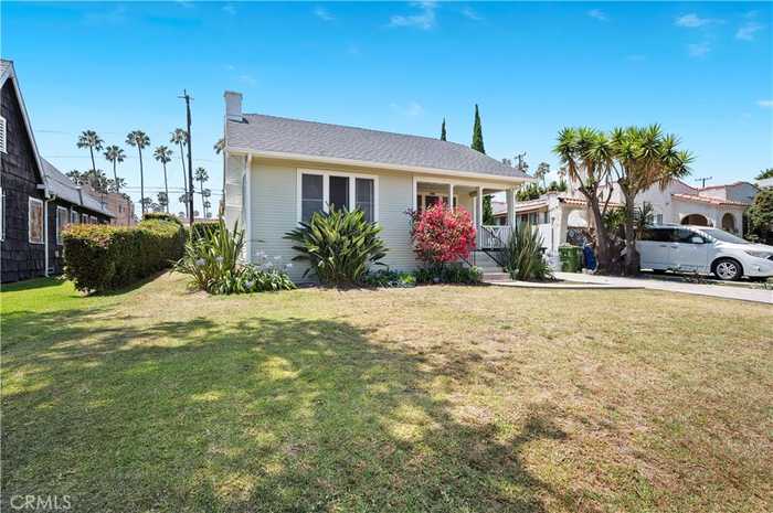 photo 2: 5465 Hillcrest Drive, View Park CA 90043