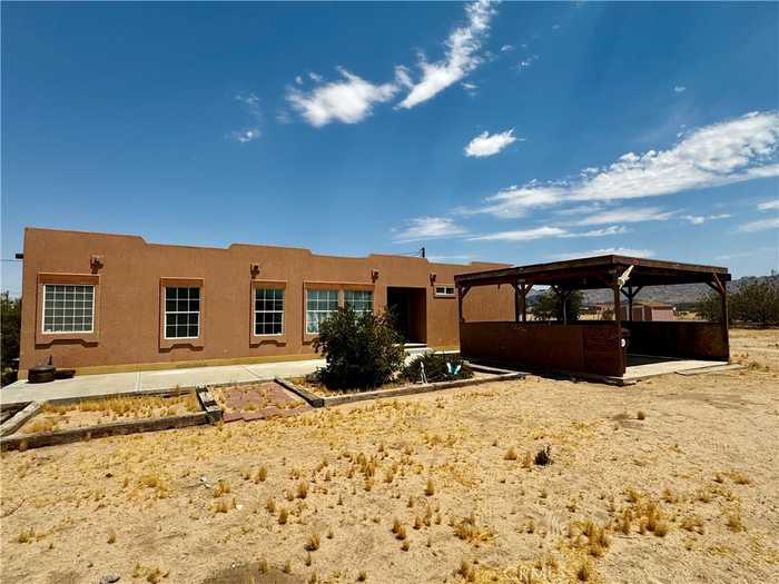 photo 1: 64784 Sun Oro Road, Joshua Tree CA 92252