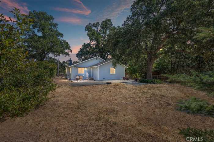 photo 2: 17851 Alps Drive, Tehachapi CA 93561