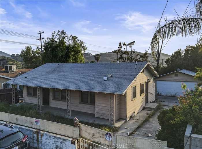 photo 3: 10011 Pinewood Avenue, Tujunga CA 91042