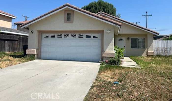 photo 1: 1087 W Fernleaf Avenue, Pomona CA 91766