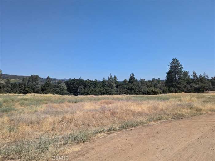 photo 4: 3569 Kakul Street, Clearlake CA 95422