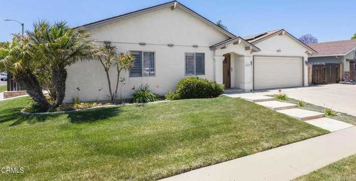 photo 2: 10327 Jamestown Street, Ventura CA 93004