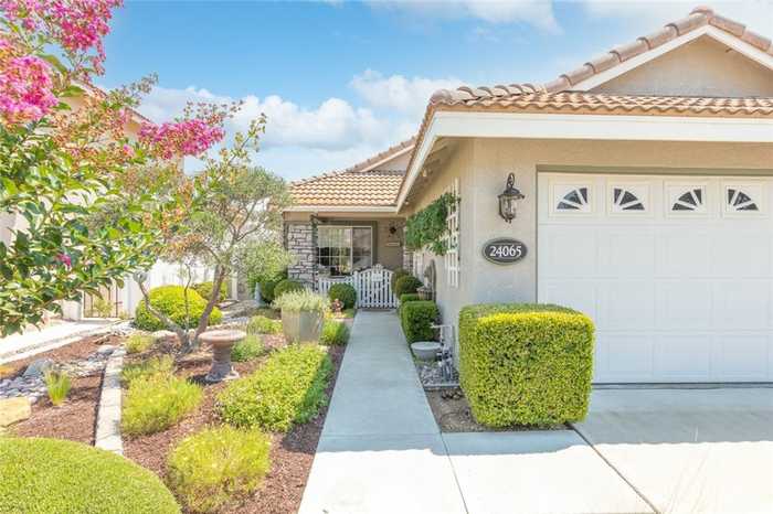 photo 1: 24065 Whistling Swan Road, Murrieta CA 92562