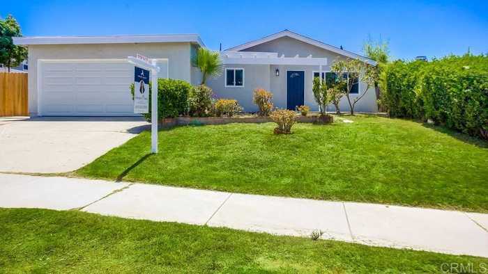 photo 2: 179 Harrison Street, Oceanside CA 92057