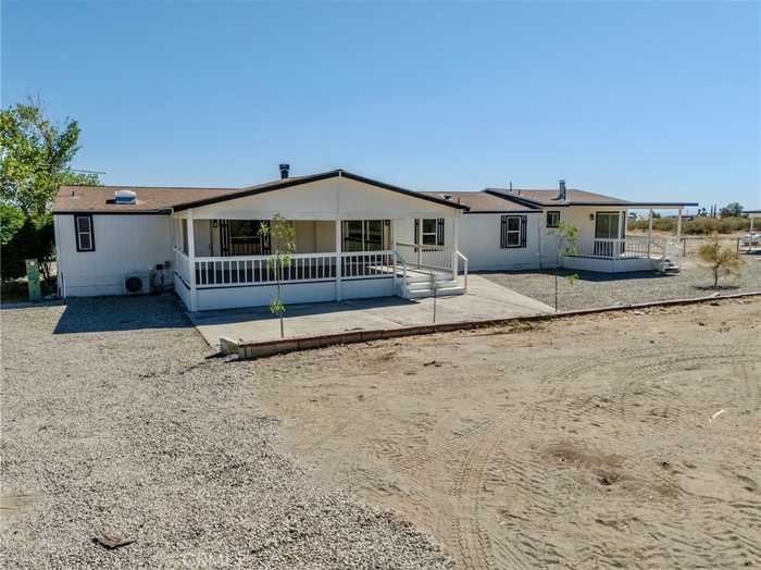 photo 1: 4178 Manzano Road, Phelan CA 92371