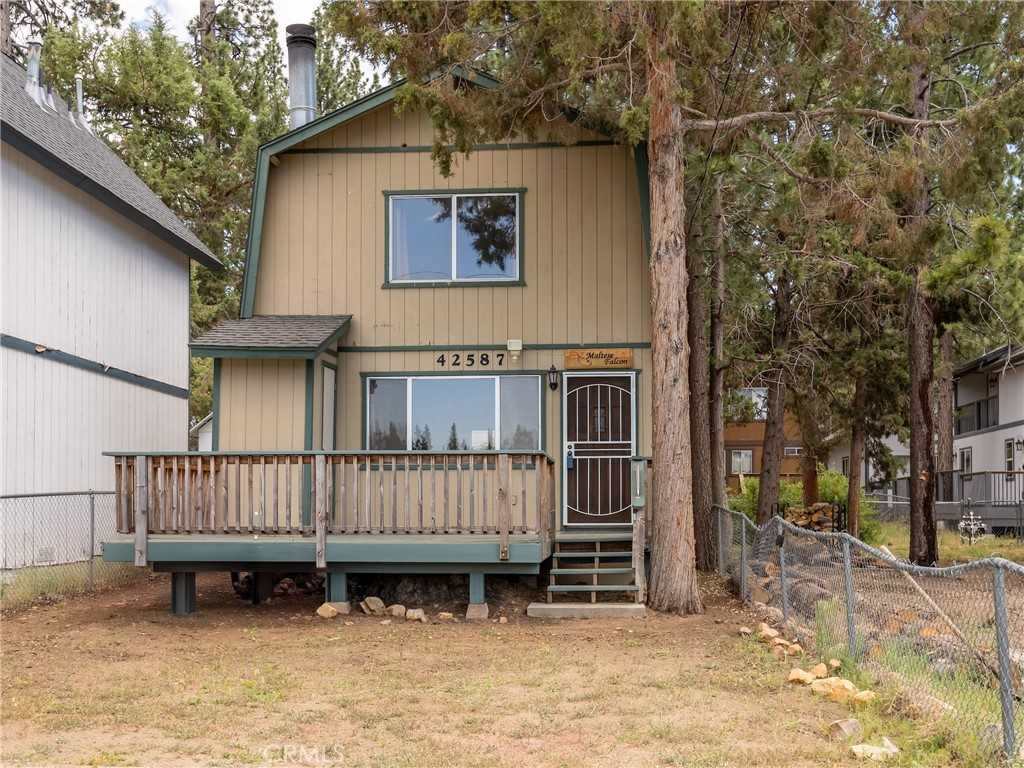 photo 2: 42587 Falcon Avenue, Big Bear Lake CA 92315