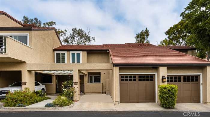 photo 1: 179 Stanford Court Unit 18, Irvine CA 92612