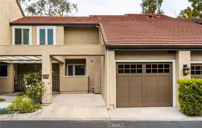 photo 2: 179 Stanford Court Unit 18, Irvine CA 92612