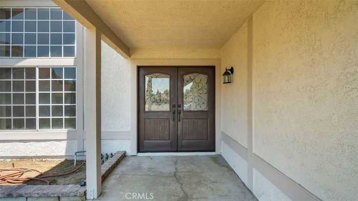 photo 2: 12509 Heartleaf Street, Moreno Valley CA 92553