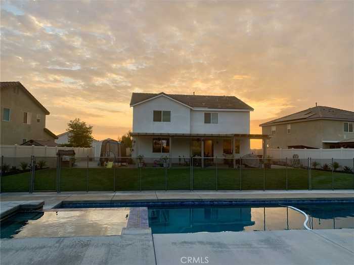 photo 11: 808 Hilltop Court, Calimesa CA 92320