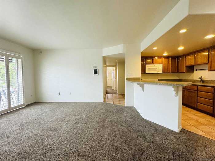 photo 2: 360 Rosecrans Street Unit 1, San Diego CA 92106