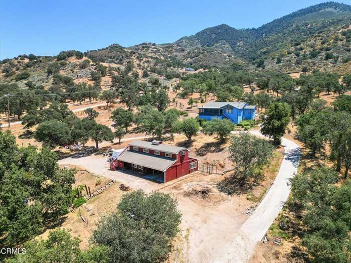 photo 2: 18401 Pellisier Road, Tehachapi CA 93561