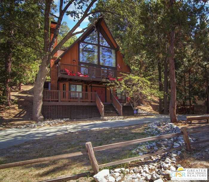 photo 2: 493 Pioneer Road, Lake Arrowhead CA 92352