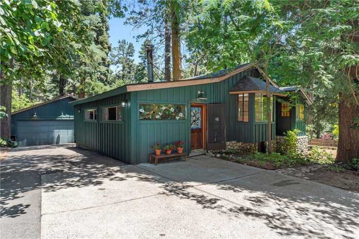 photo 1: 28592 Sycamore Drive, Lake Arrowhead CA 92385