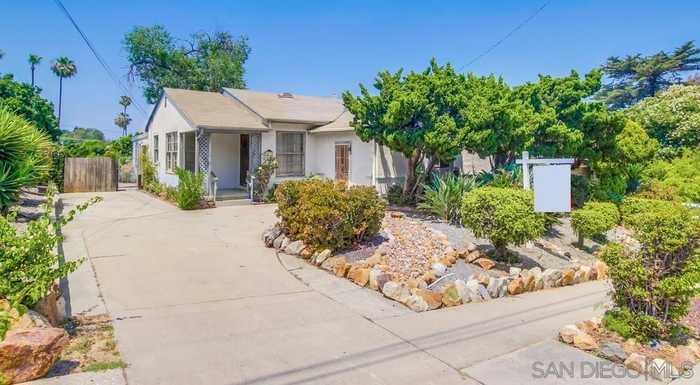 photo 1: 8790 Pampa St, La Mesa CA 91942