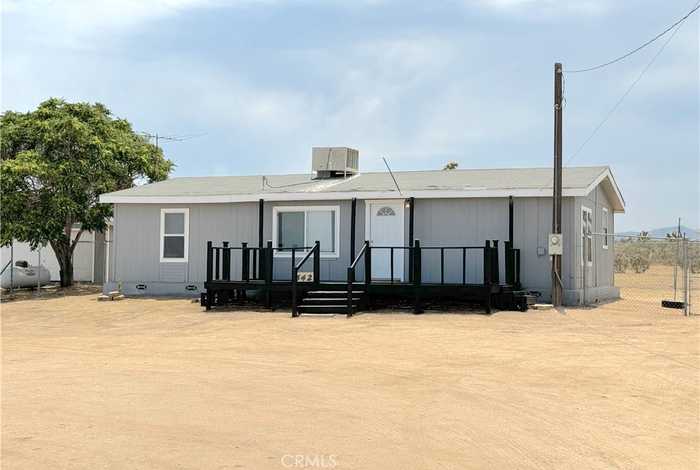 photo 2: 6421 Sunset Road, Phelan CA 92371