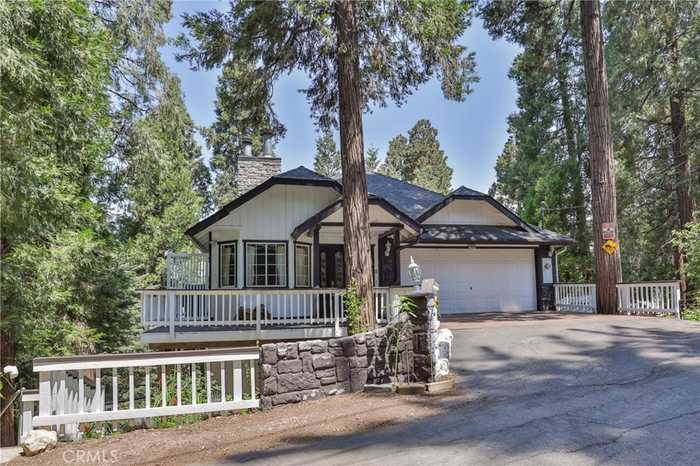 photo 2: 24048 Altdorf Drive, Crestline CA 92325