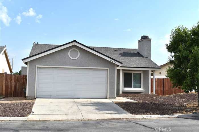 photo 1: 14295 Pinewood Drive, Hesperia CA 92344