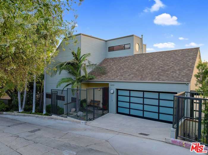 photo 2: 6201 Quebec Drive, Los Angeles CA 90068