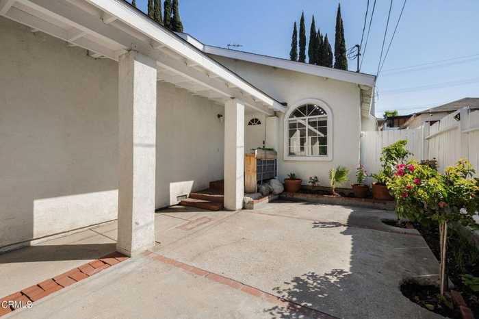 photo 2: 2653 Pickens Avenue, Montrose CA 91020