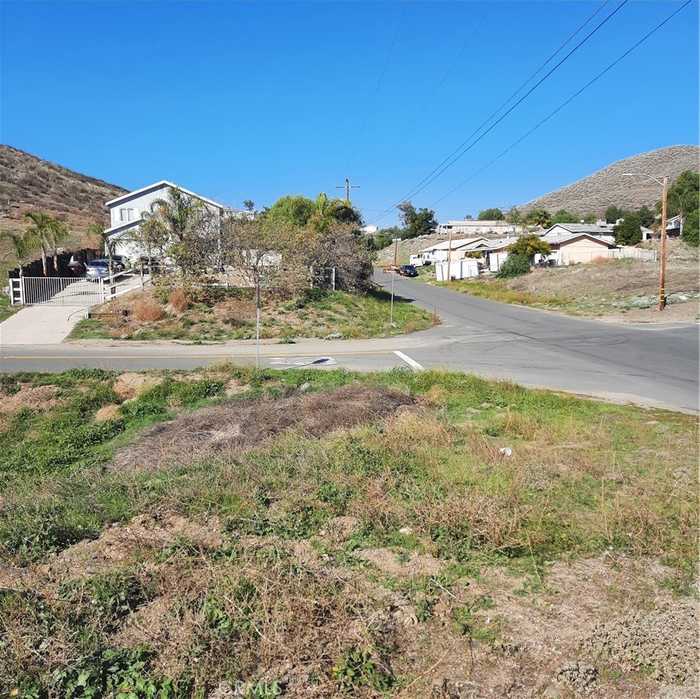 photo 6: CONNECTICUT DRIVE, Menifee CA 92587