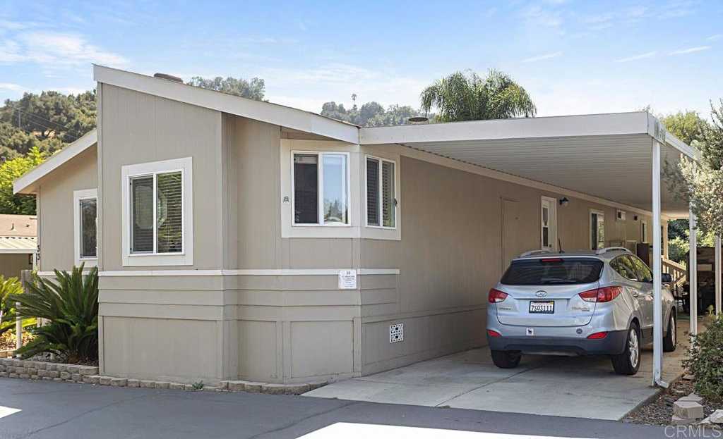 photo 3: 3909 Reche Road Unit 33, Fallbrook CA 92028