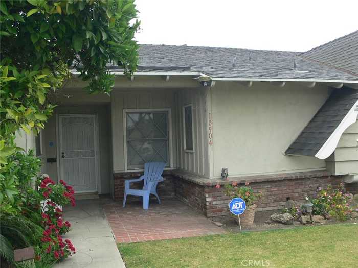 photo 2: 10904 1st Avenue, Whittier CA 90603