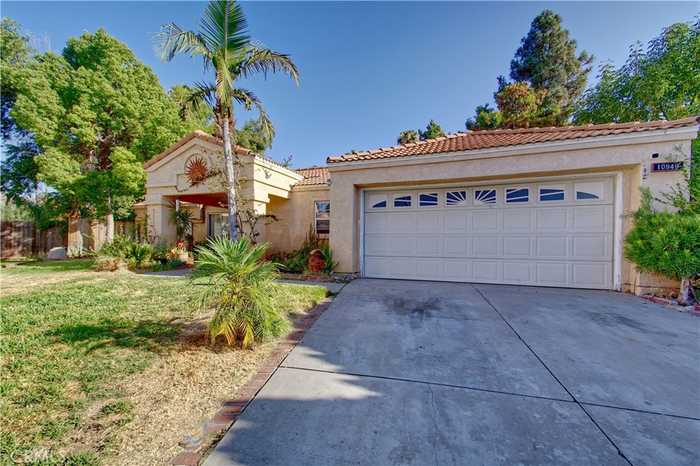 photo 7: 10949 Poppy Field Cir, Moreno Valley CA 92557