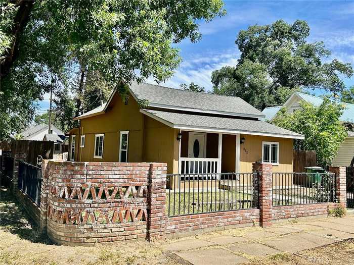 photo 1: 462 N Shasta Street, Willows CA 95988