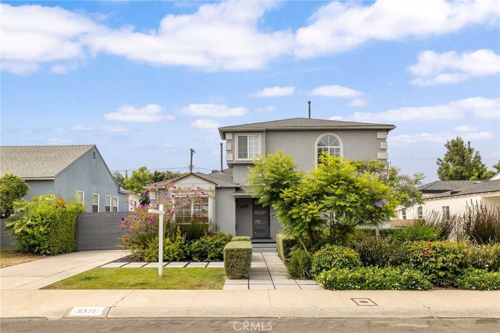 photo 3: 6372 W 82nd Street, Los Angeles CA 90045