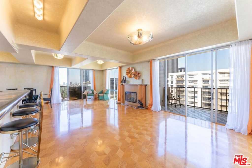 photo 2: 2170 Century Parkway, Los Angeles CA 90067