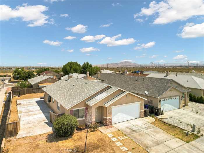 photo 2: 12050 White Oak Court, Victorville CA 92392