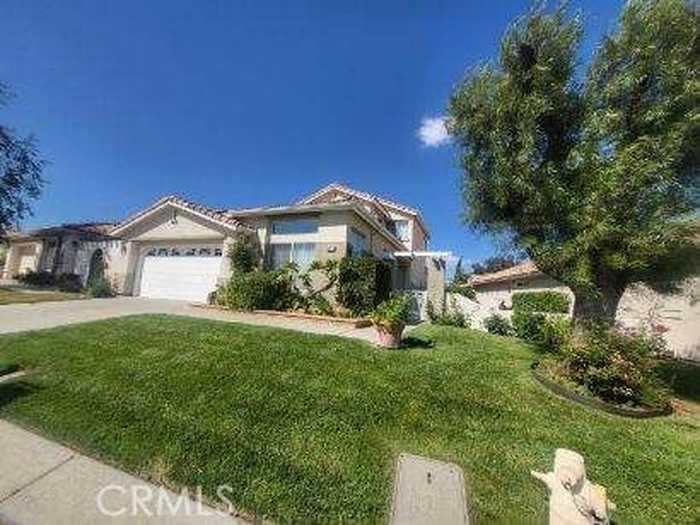 photo 1: 756 Twin Hills Drive, Banning CA 92220