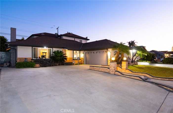 photo 2: 15838 Silvergrove Drive, Whittier CA 90604