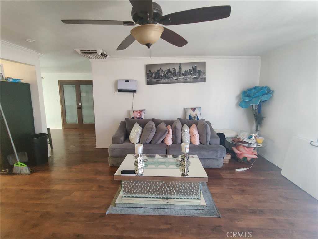 photo 3: 8043 Mojave Tropico Road, Mojave CA 93501