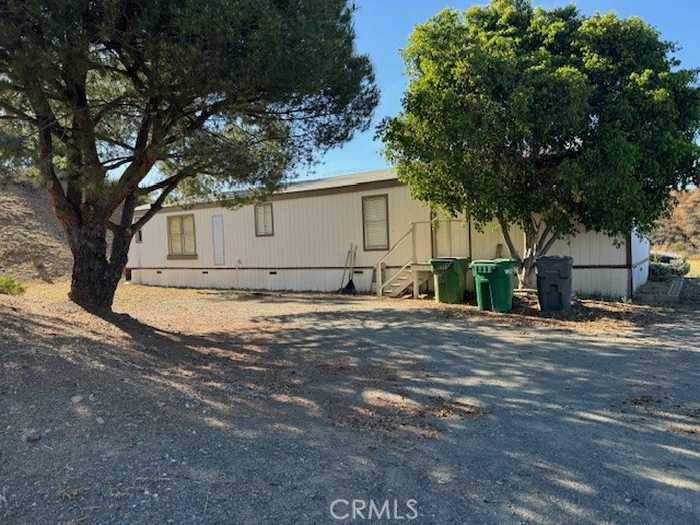 photo 1: 1725 Galloway Lane, Corona CA 92881