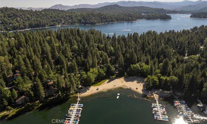 photo 19: 27751 Peninsula Drive Unit 302, Lake Arrowhead CA 92352