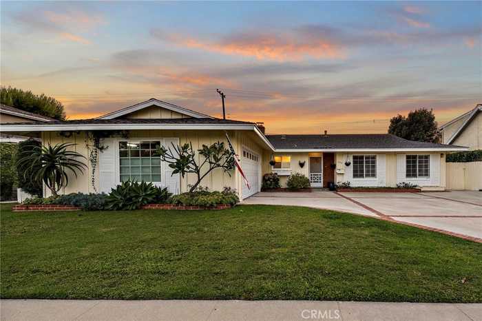 photo 1: 2829 Europa Drive, Costa Mesa CA 92626