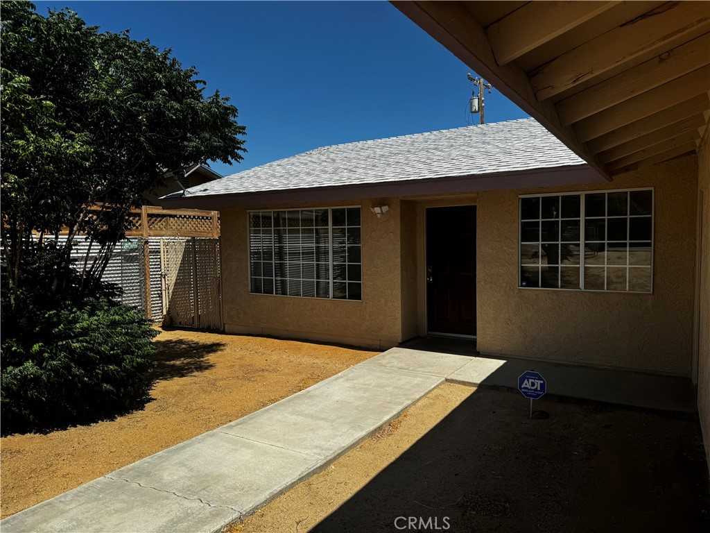 photo 2: 61711 Morningside Road, Joshua Tree CA 92252