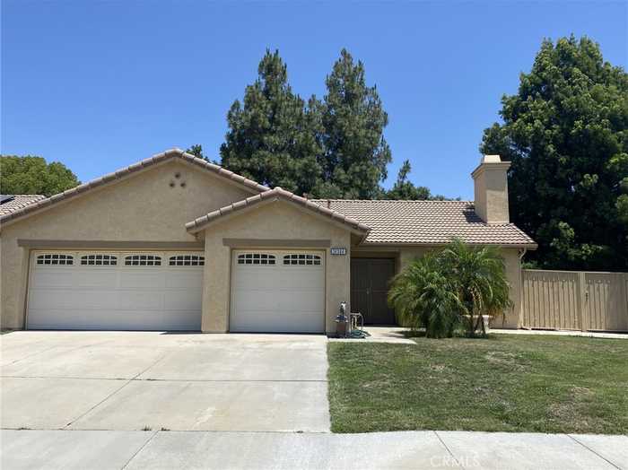 photo 1: 24364 Kentucky Derby Way, Murrieta CA 92562