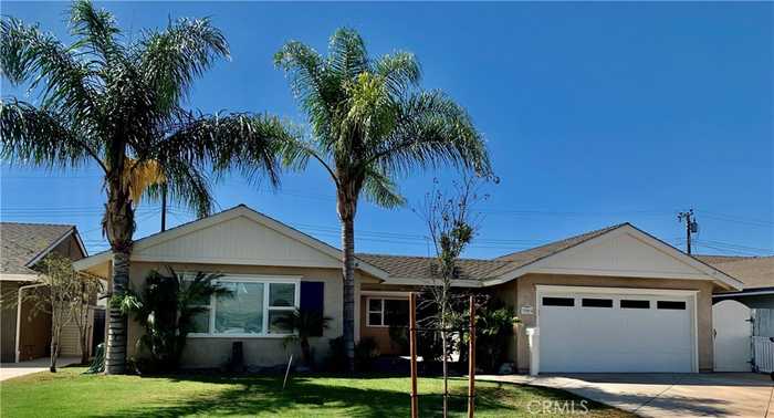 photo 1: 19881 Isthmus Lane, Huntington Beach CA 92646